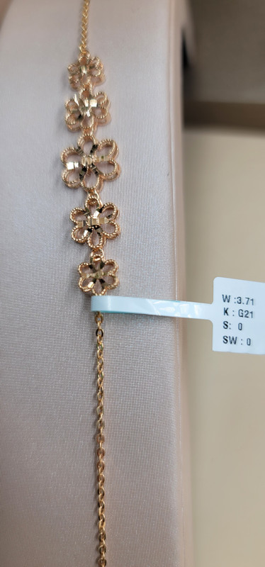 اسوارة_أنيقة_لكل_يوم_بخمس_وردات_مفرغة_من_الذهب_الصافي_بدون_فصوص&اسوارة-أقل_من_5جم&21&3.71____a.jpg