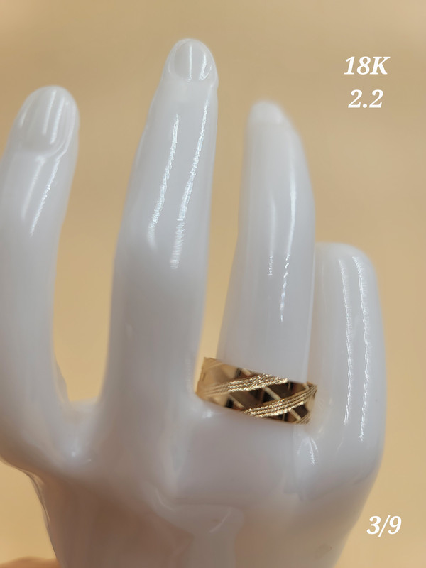 دبلة بنقش مربعات