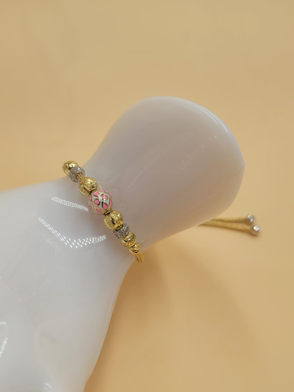 اسوارة باندورا بلون وردي