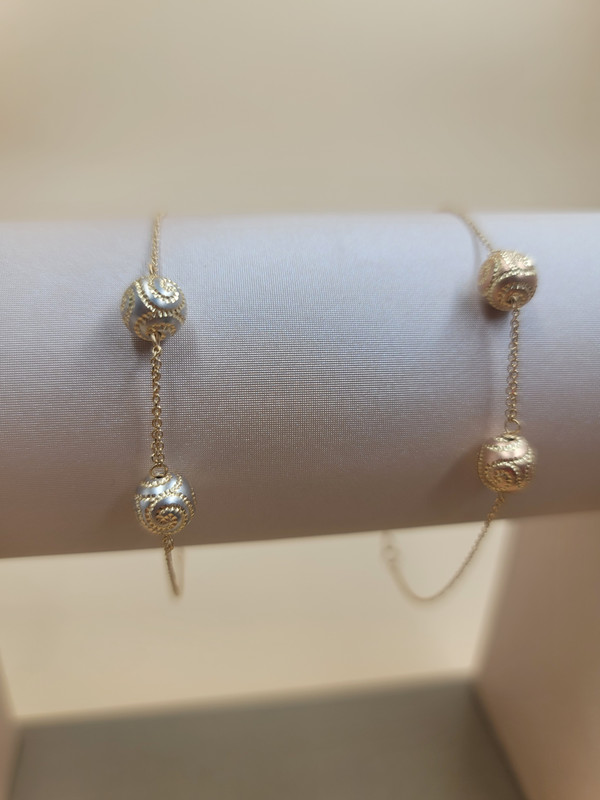 اسوارة كورتين مزخرفة ذهبي