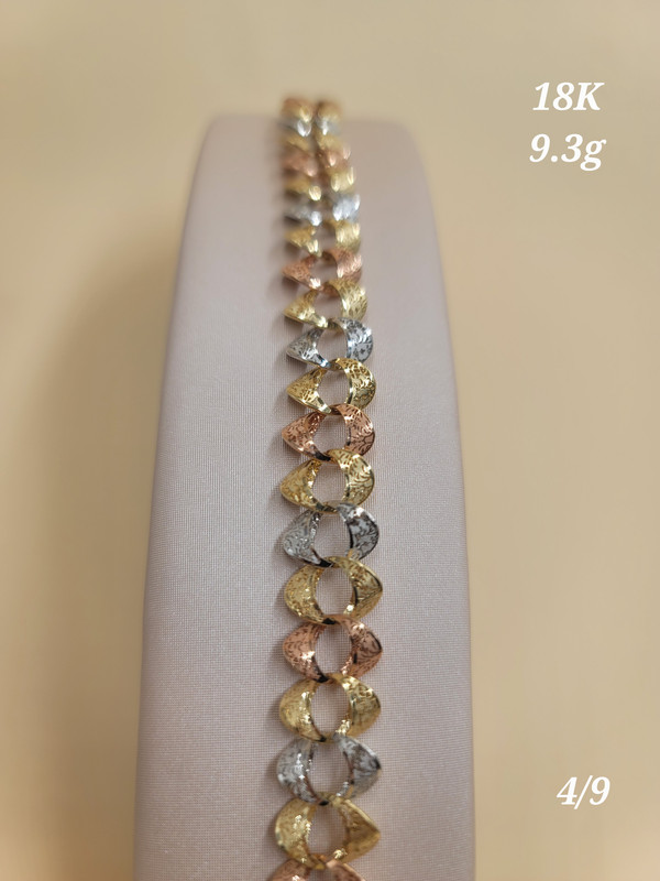 اسوارة جنزير ملون ينلبس على الوجهين السادة و المزخرف