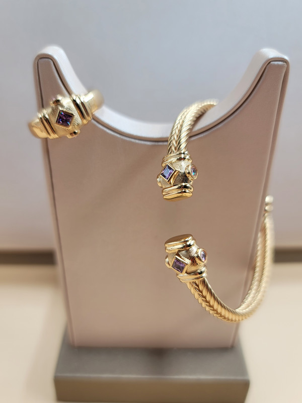 طقم اسوارة و خاتم الباشا بحجر بنفسجي صغير