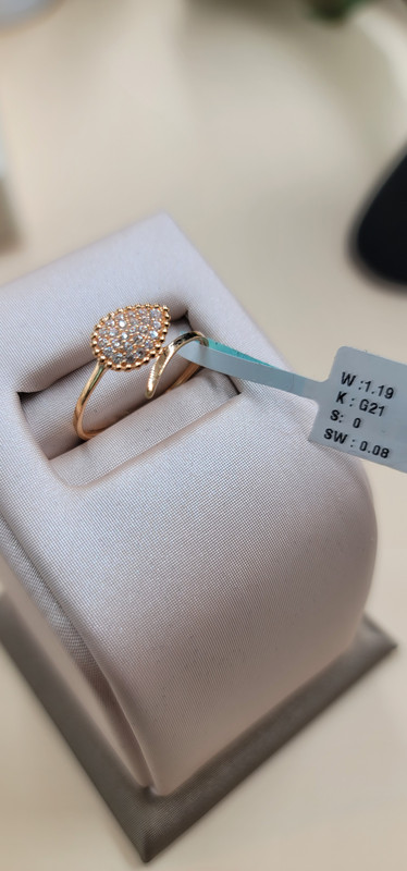 خاتم أنيق برأس بوشرون متعاكس 