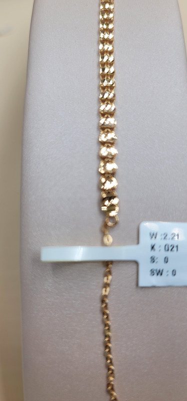 اسورة يومية جميلة ذهب صافي و وزن خفيف 