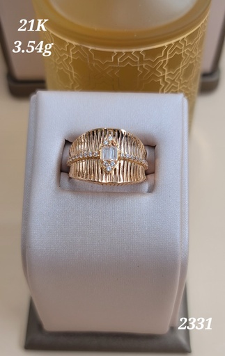 [001922135410620158] خاتم مضلعات طولية بفص ماركيز من المنتصف 