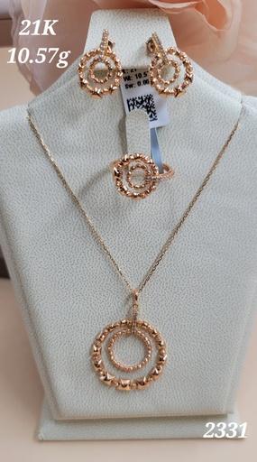 [019221105742280294] نصف طقم من الذهب الصافي على شكل دوائر متداخلة بأناقة 