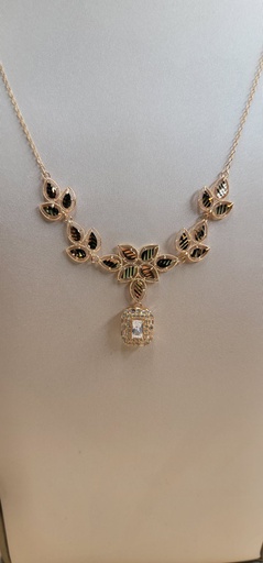 [000192214714100239] عقد بزخرفة منتشرة و متدلية من الزركون بقص ألماس 